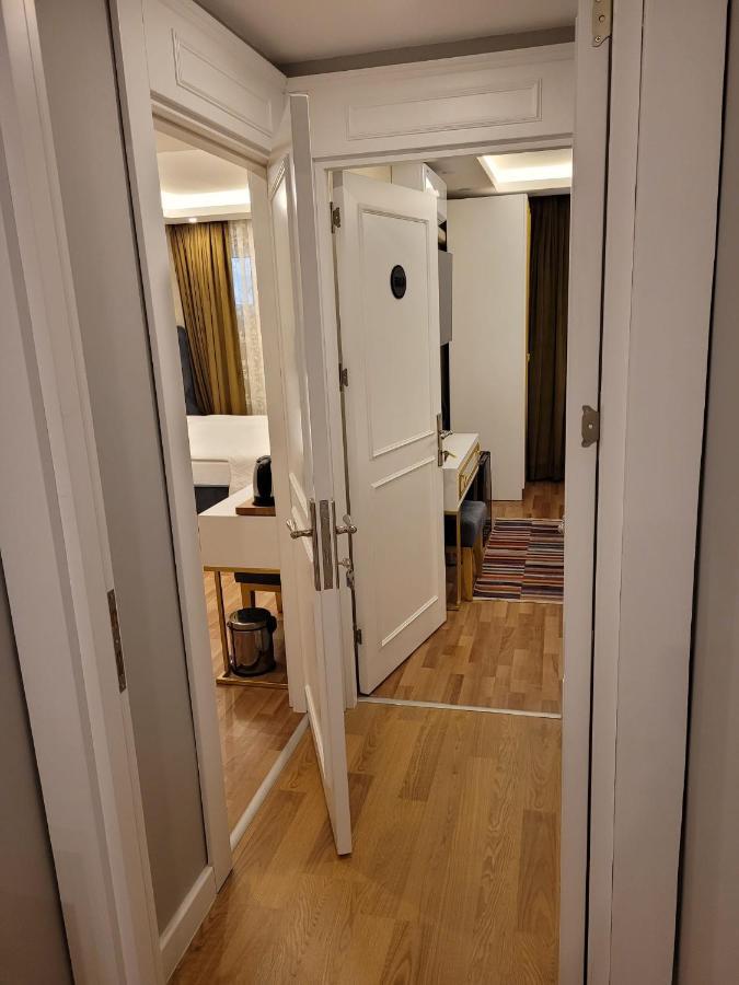 Mr Beyaz Hotel Istanbul Exterior photo