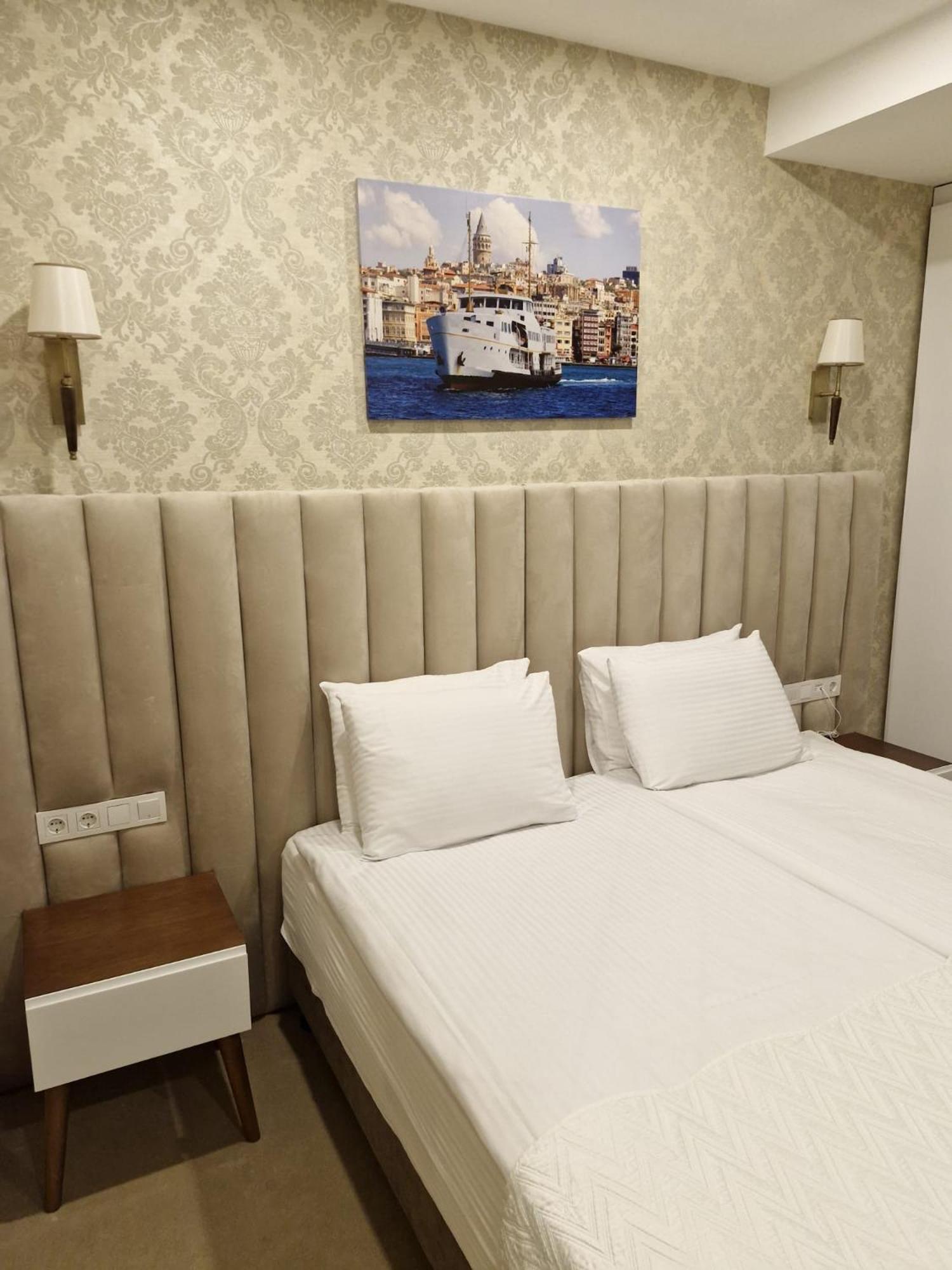 Mr Beyaz Hotel Istanbul Exterior photo