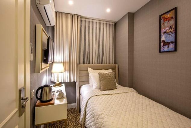 Mr Beyaz Hotel Istanbul Exterior photo