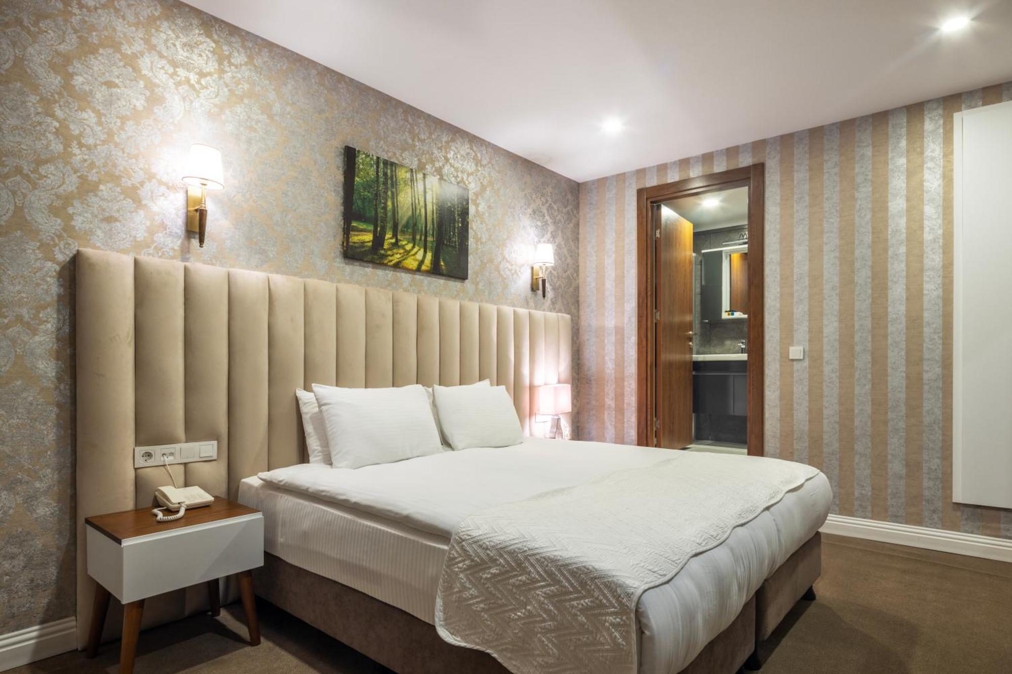 Mr Beyaz Hotel Istanbul Exterior photo