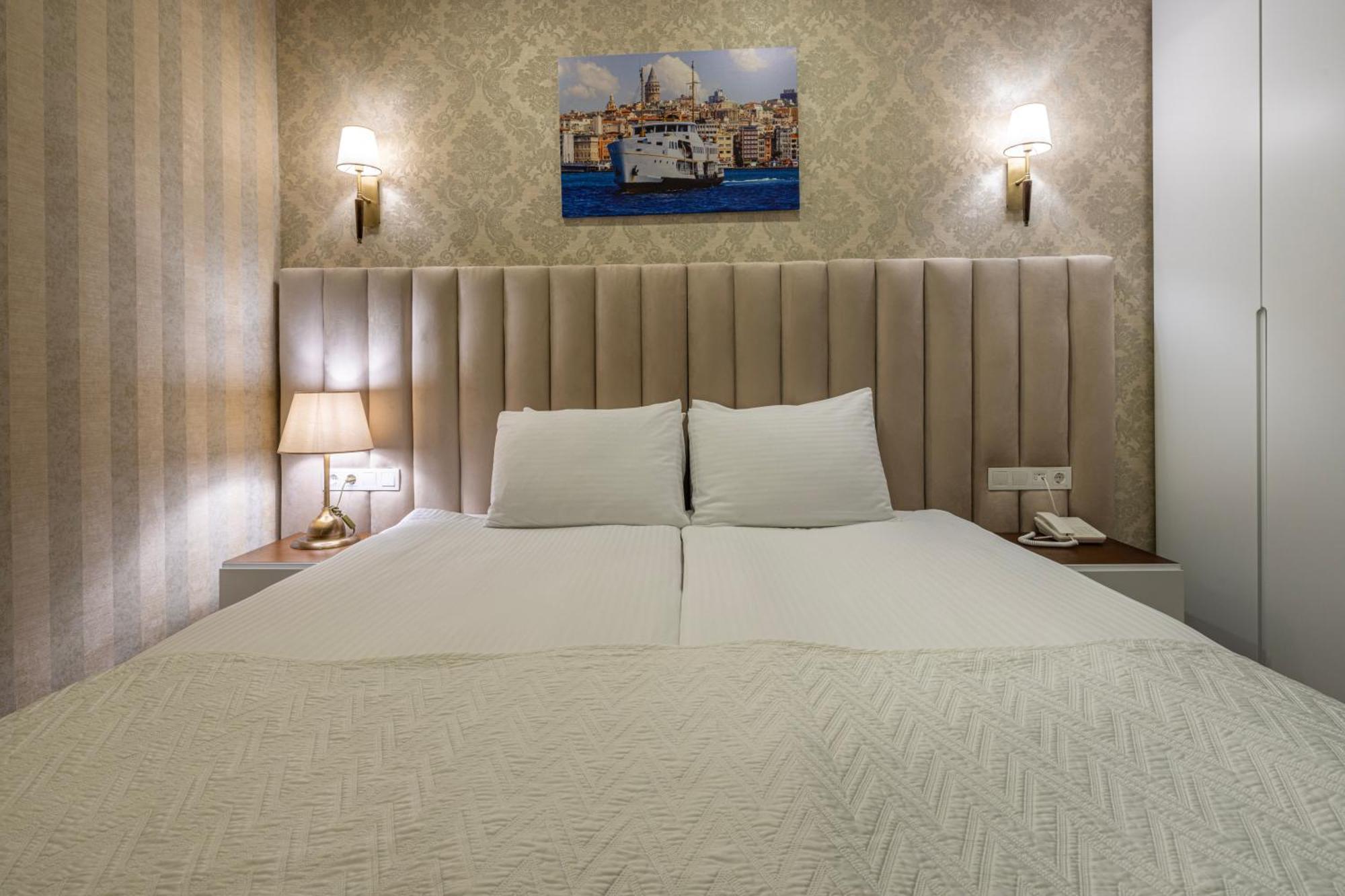 Mr Beyaz Hotel Istanbul Exterior photo