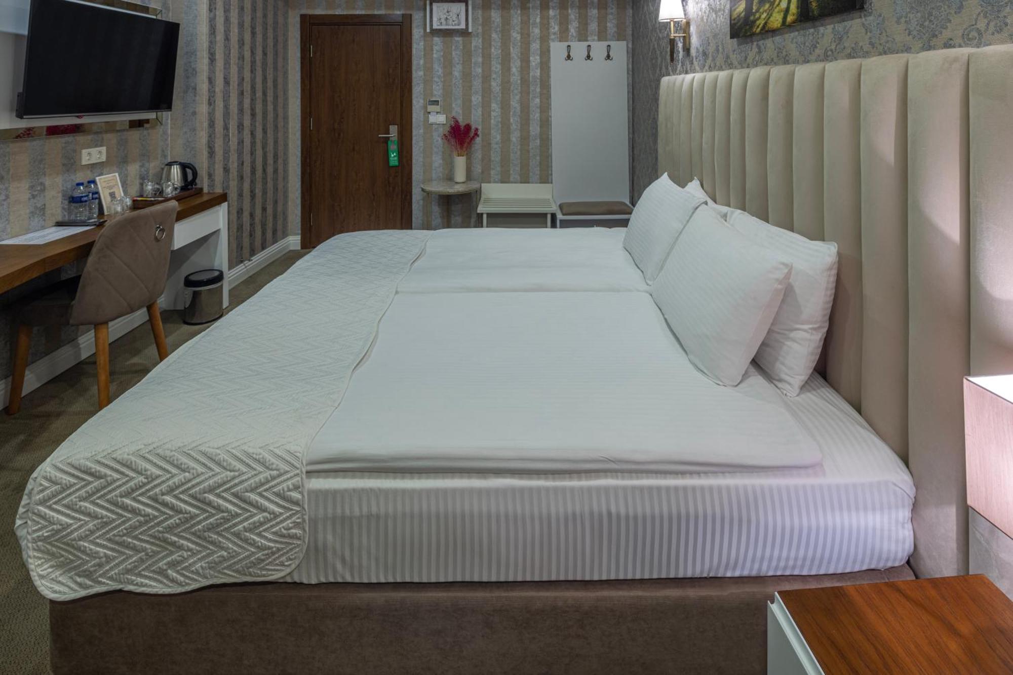 Mr Beyaz Hotel Istanbul Exterior photo