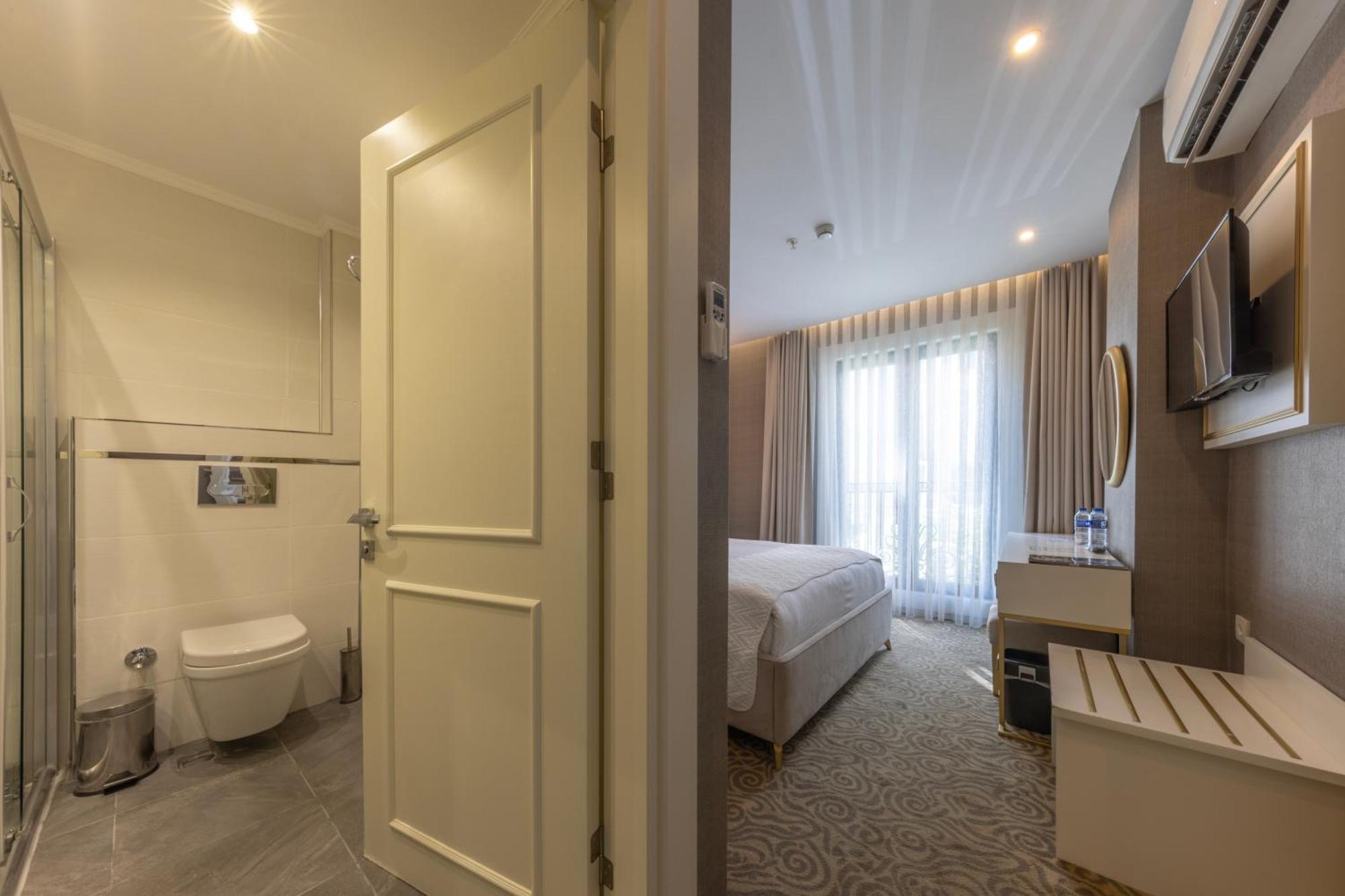 Mr Beyaz Hotel Istanbul Exterior photo
